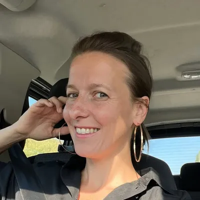Anne Cornut profile