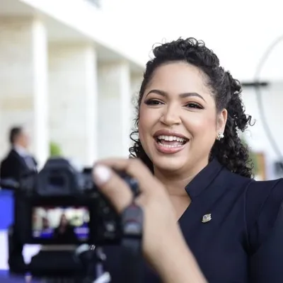 Juliana Oneal 🎶 La Guerrera profile