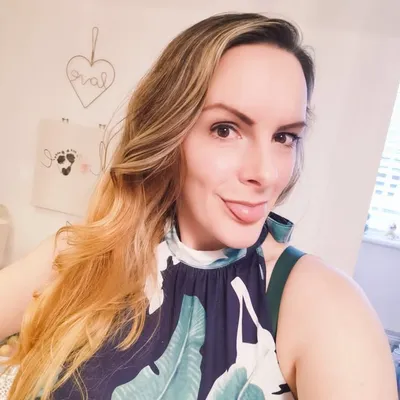 Rebecca Henderson profile