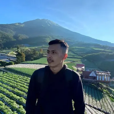 M A N profile