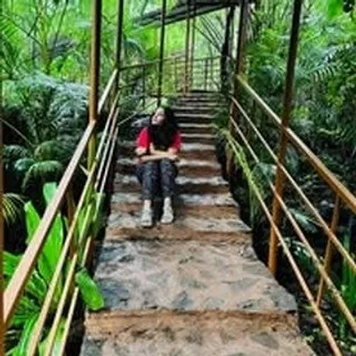 Manali Gharat profile