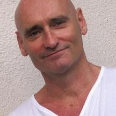 Steve Bracken profile