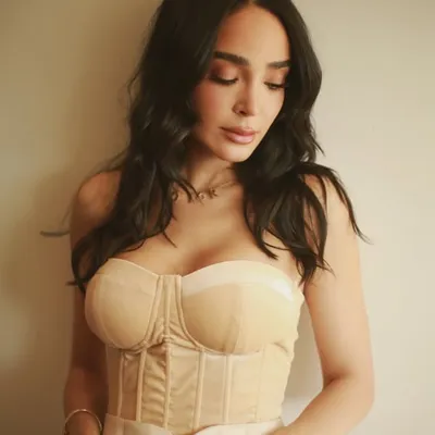 Manelyk Gonzalez profile