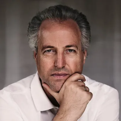 Manfred Honeck profile