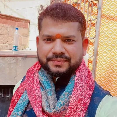 Yog Guru Mangesh Trivedi ๐งโโ๏ธ profile