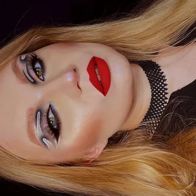 Olena | Makeup tutorial | Content creator profile