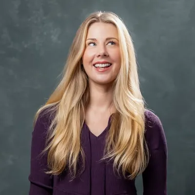 Mandy Morris profile