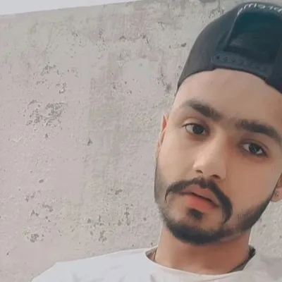 MaNi ਹੁੰਦਲ 😜 profile