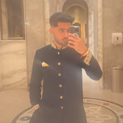 Manik Sahni profile