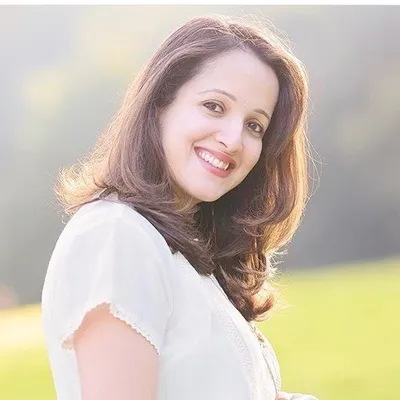 MANISHA ANAND | Uk Lifestyle & Travel profile
