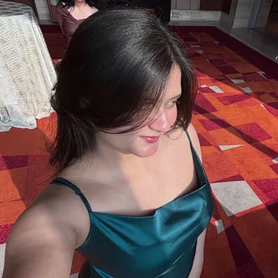 Manisha🍸 profile