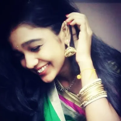 Manishabeingcrazy 🔥❤ profile