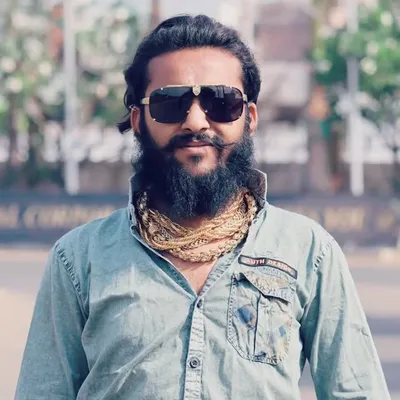 MANIYA KOHINOOR VEGAD profile