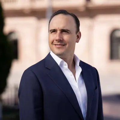 Manolo Jiménez Salinas profile