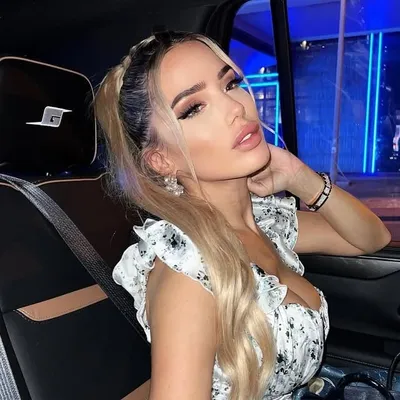 Manon Tanti profile