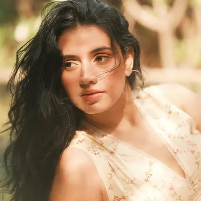 Mansha Singh profile