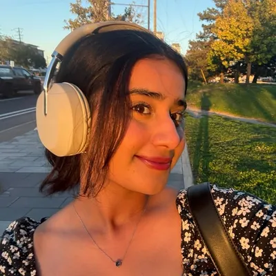 Mansha Sharma profile