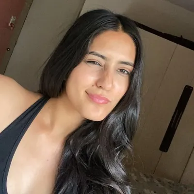 Maansi Takshak profile