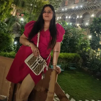 Mansi Pahwa profile