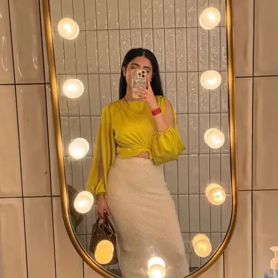 Mansi thakur profile