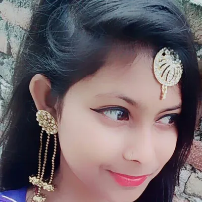 mona💁 profile