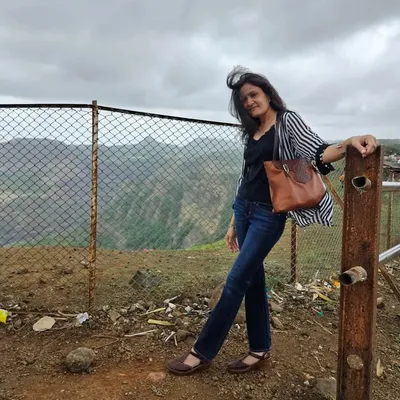 Maneesha Vivek Gupta profile