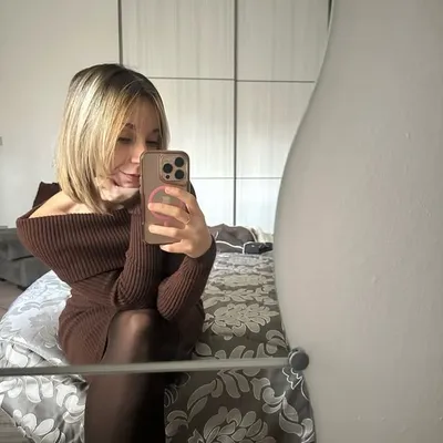 Manuela🦄 profile