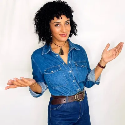 Manuela Thoma-Adofo profile