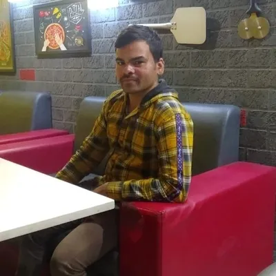 Manuj Paraste profile
