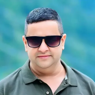 dr.Manu Sharma profile