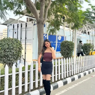 Manvvi🤌🏻 profile