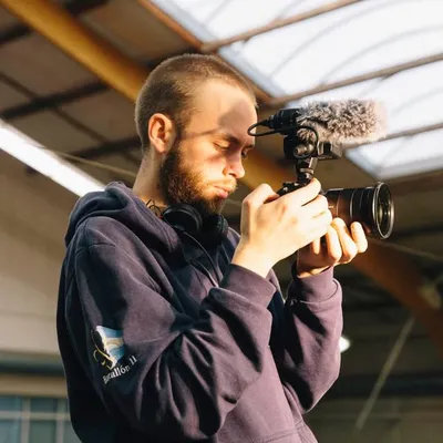 Dominik profile