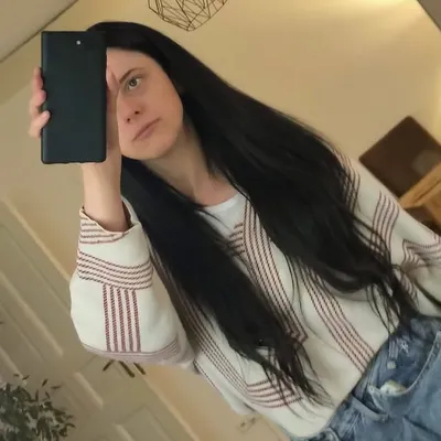 Mara S. profile