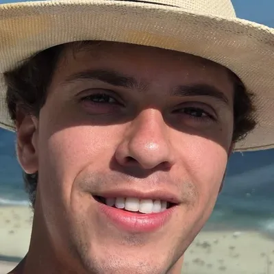 M A R C E L O S A Y S profile