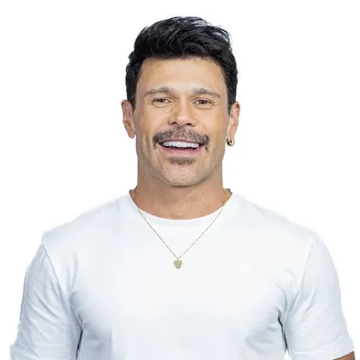 Marcos Léo profile