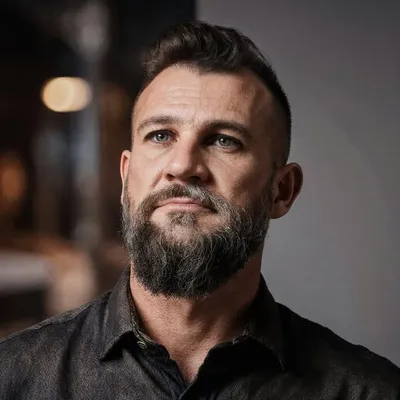 Marcos Mihok profile