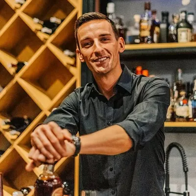 Marek Posluszny profile