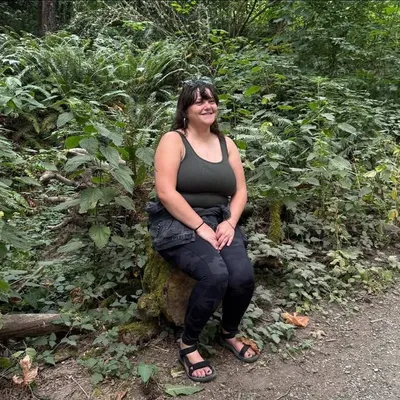 Maren Woods profile