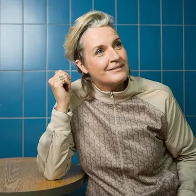 Margriet van der Linden profile
