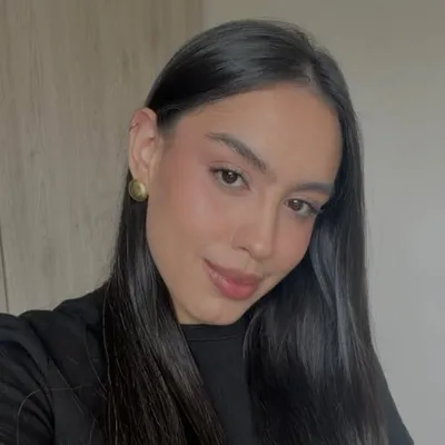 C A M I L A ♡ profile