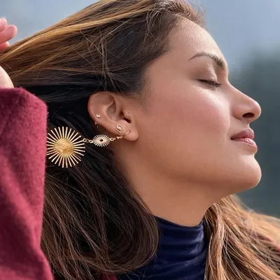 Mariam Khan profile