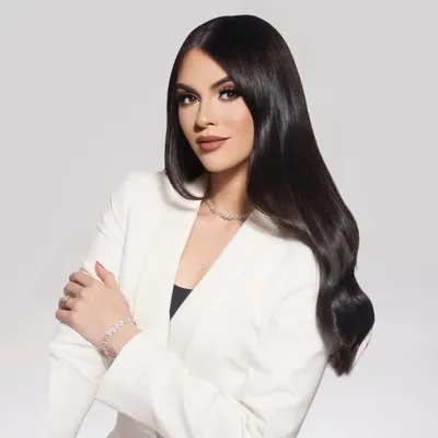 Mariana Avila profile