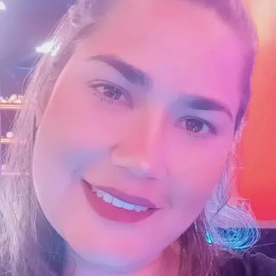 Mariana Rezende profile