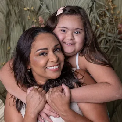 Vânia Santana e Mariana Educada profile