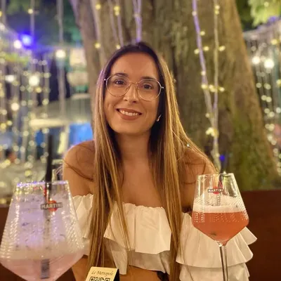 Mariana Batista profile