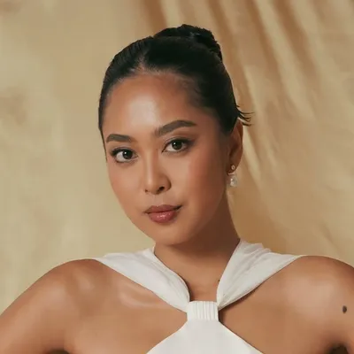 Maria Rahajeng profile