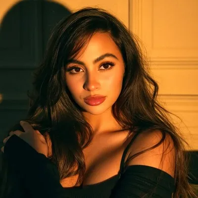 Maria Arzola profile