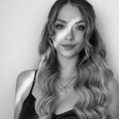 Marie-Monique ๐ profile