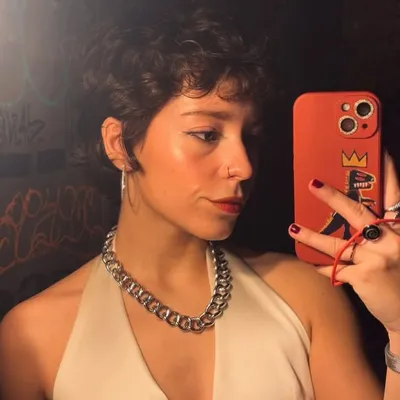 María Sotelo ⚡ profile