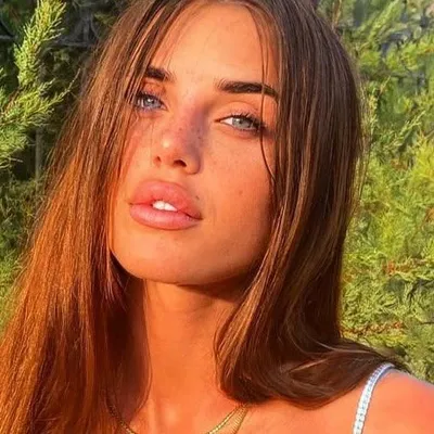 Marina Jeanne profile